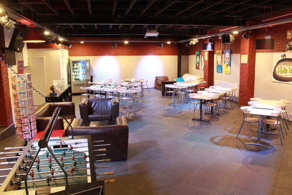 Brussels Hello Hostel Koekelberg Екстериор снимка